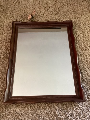 Vintage mid century - century, scalloped