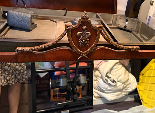 Large ornate fleur - large, wood